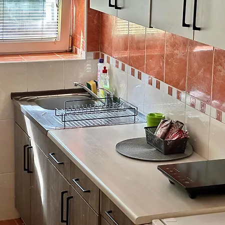 Greenterrace Next To Tc Big Fashion Mall * Белград